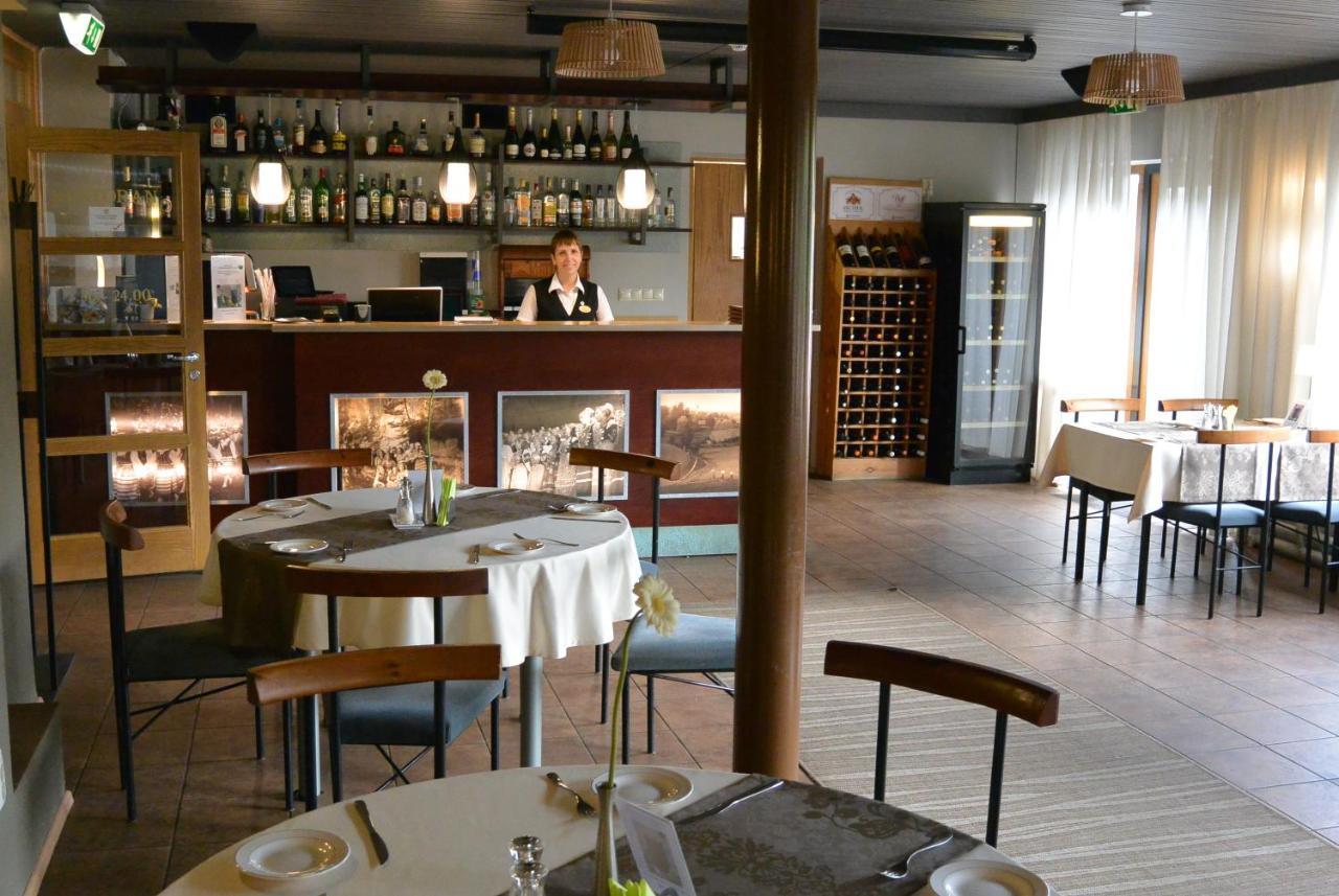 Pesa Hotel Põlva Kültér fotó